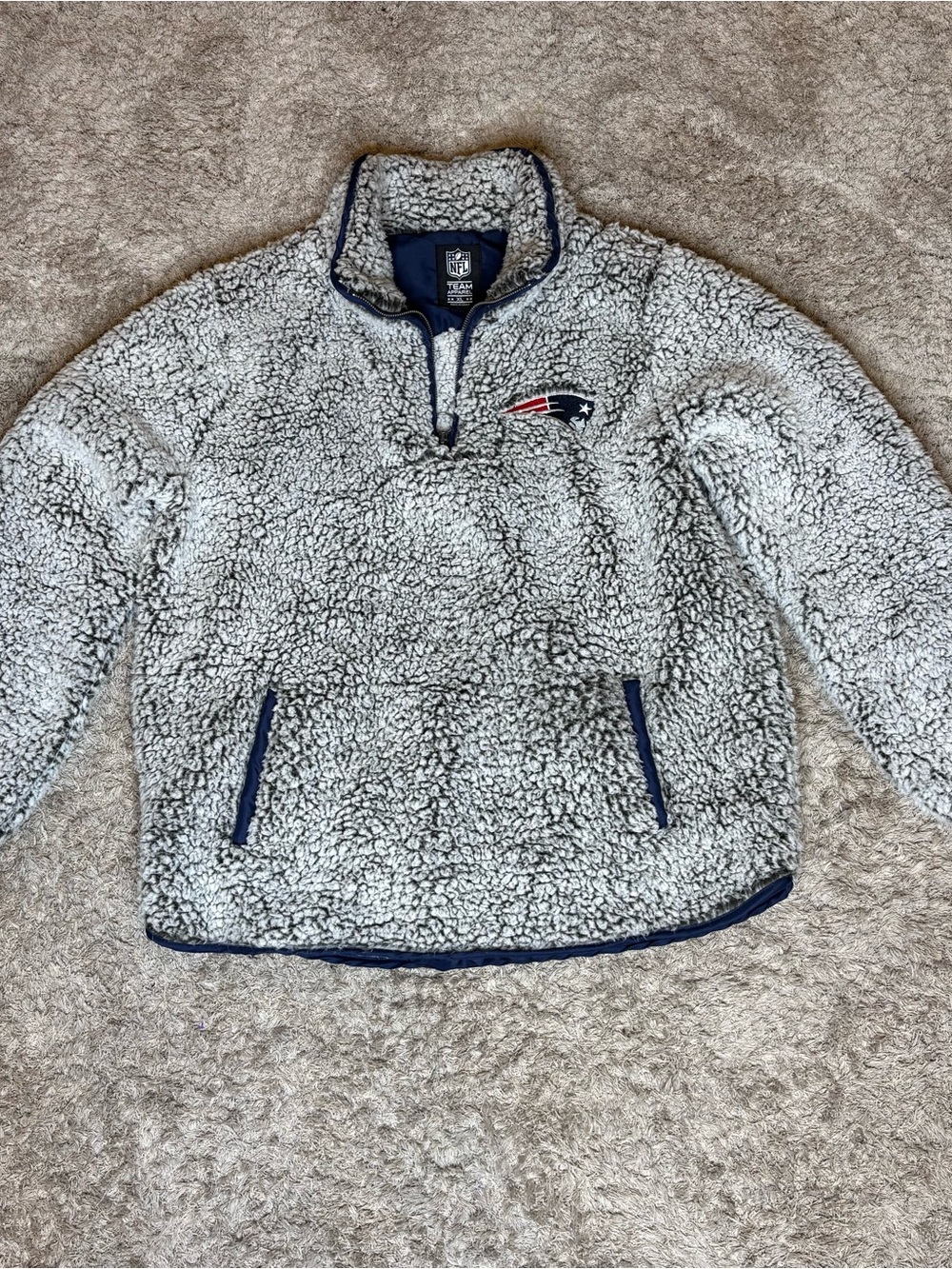 NFL Team Apparel Sherpa Quarter-Zip Pullover - Navy & Light Gray